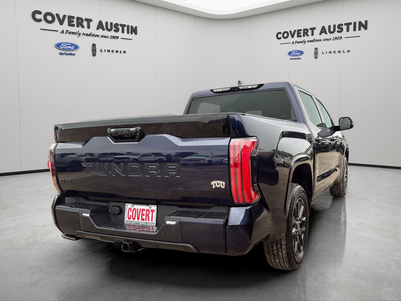 Used 2023 Toyota Tundra Platinum AWD/4WD image 4
