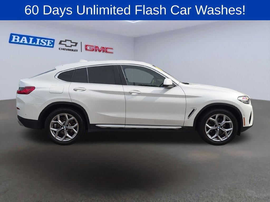 Used 2023 BMW X4 xDrive30i w/ Parking Assistance Package AWD/4WD image 2