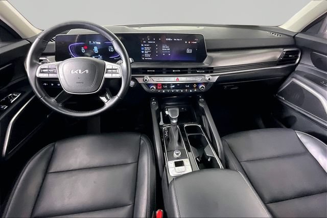 Used 2025 Kia Telluride S FWD image 6