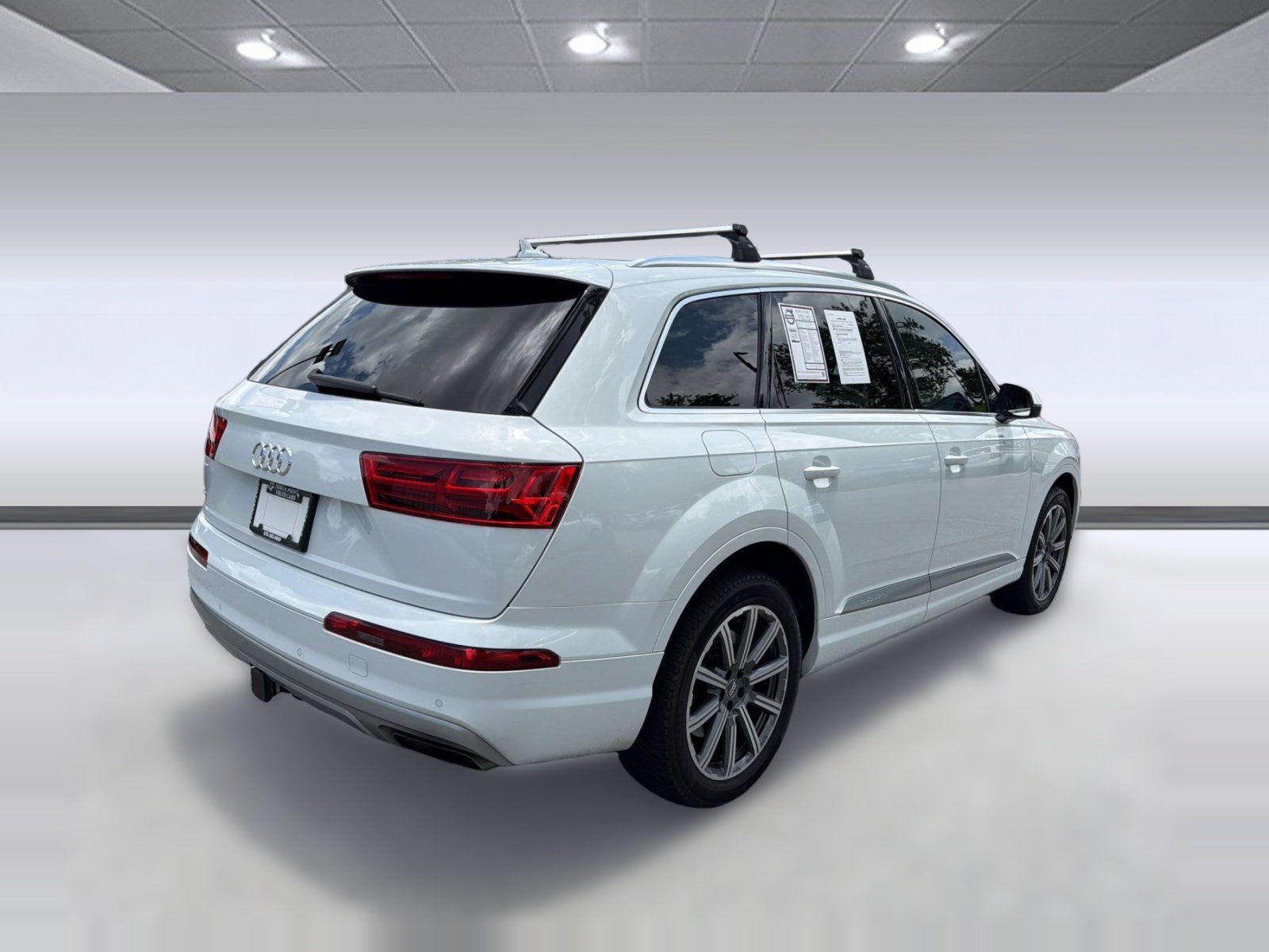Used 2019 Audi Q7 3.0T Premium Plus w/ Premium Plus Package AWD/4WD image 9