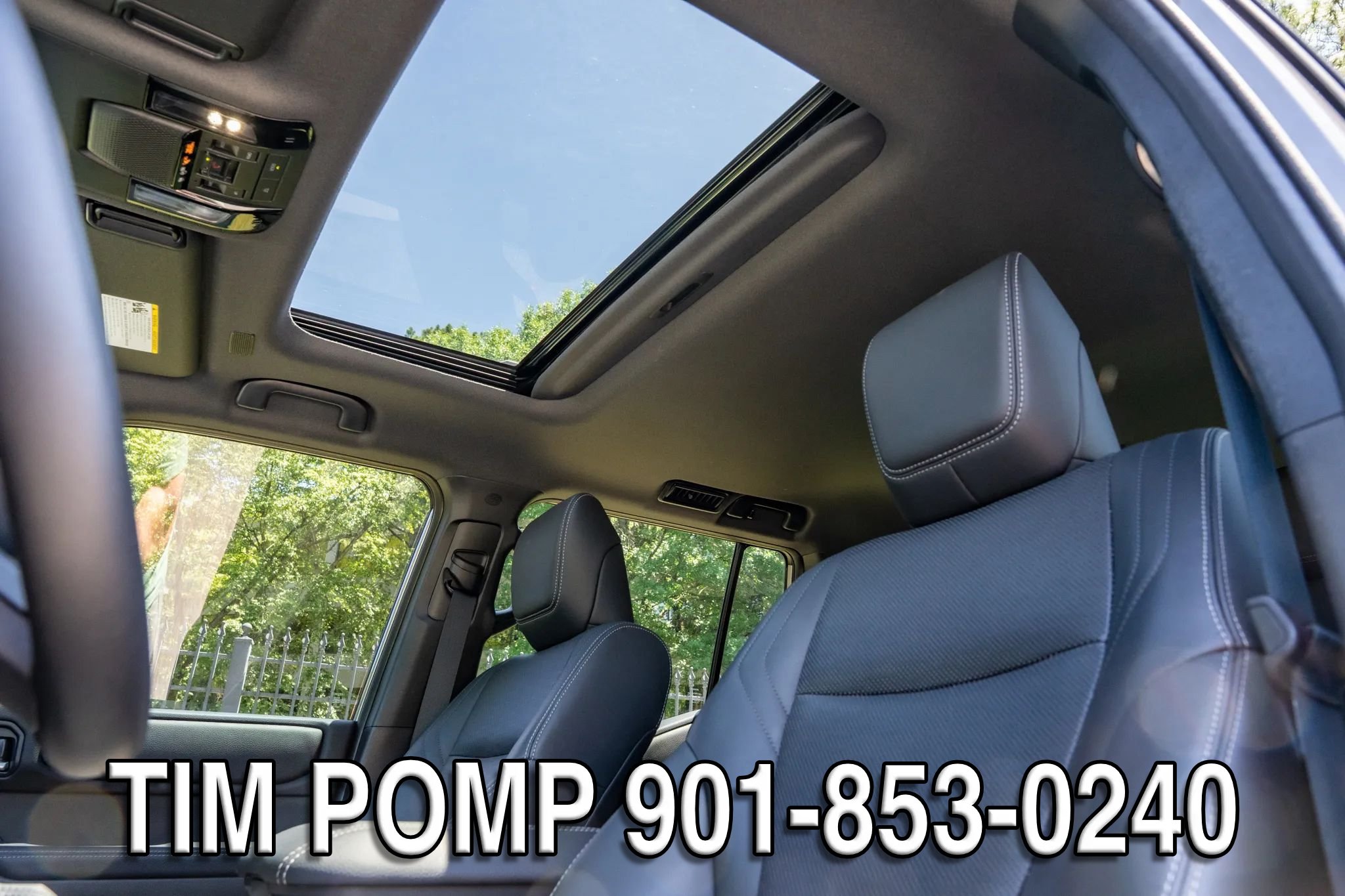 Used 2025 Toyota Land Cruiser w/ Premium Package AWD/4WD image 12