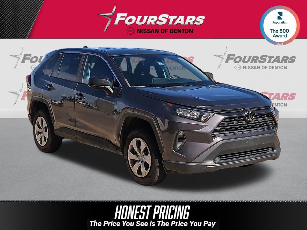 Used 2022 Toyota RAV4 LE FWD image 1
