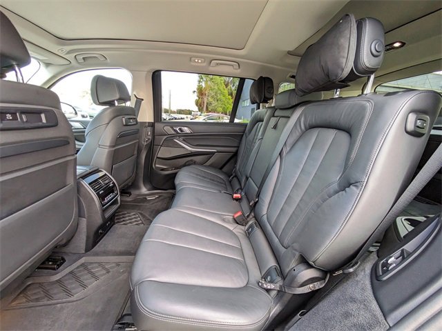 Used 2019 BMW X7 xDrive50i w/ Premium Package image 18