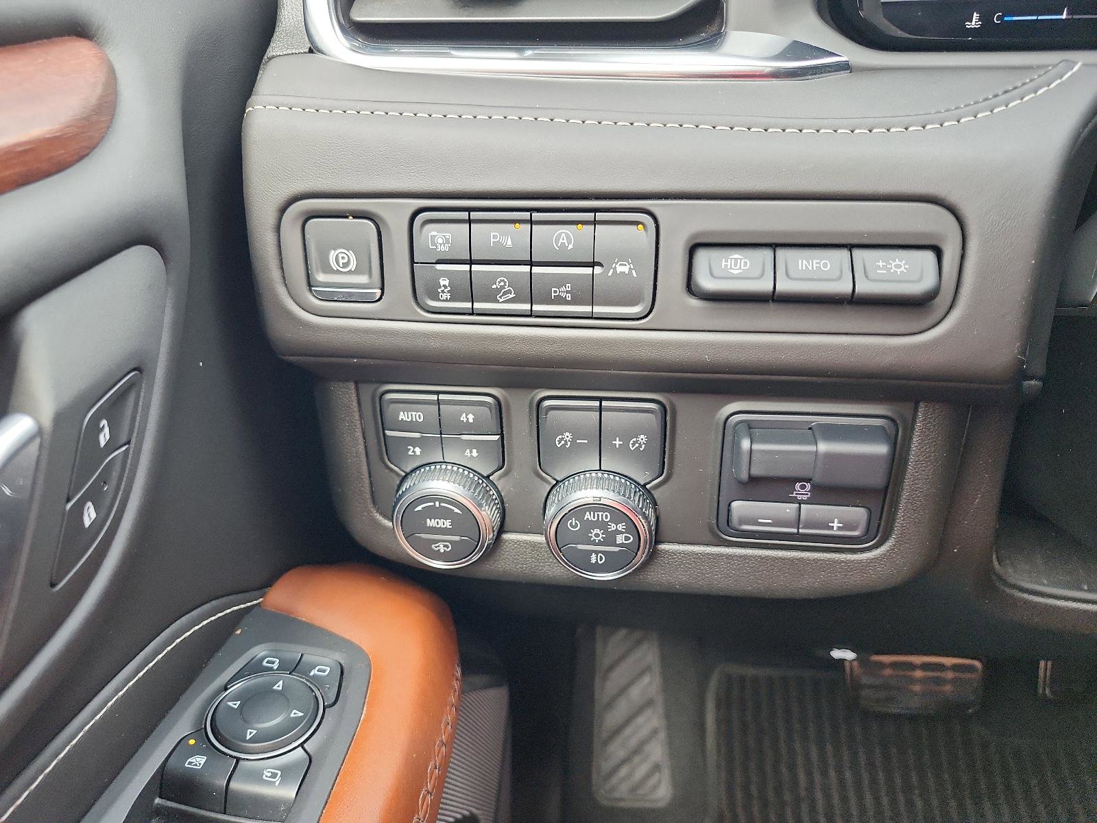 Certified 2024 GMC Yukon Denali Ultimate image 24