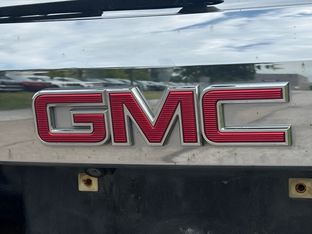 Used 2017 GMC Terrain SLE w/ Convenience Package FWD image 10
