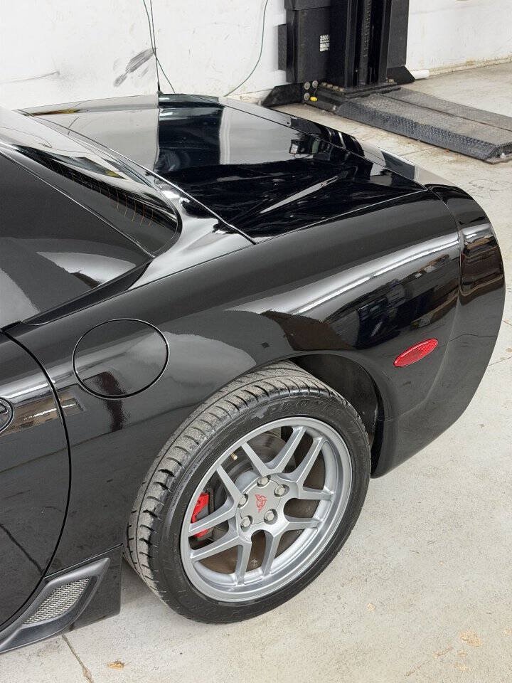 Used 2001 Chevrolet Corvette Z06 RWD image 26