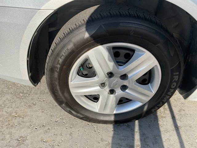 Used 2011 Chevrolet Impala LS image 12