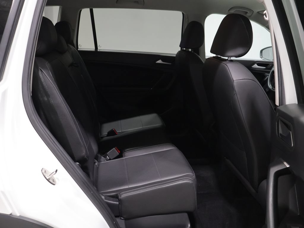Used 2020 Volkswagen Tiguan SE AWD/4WD image 20