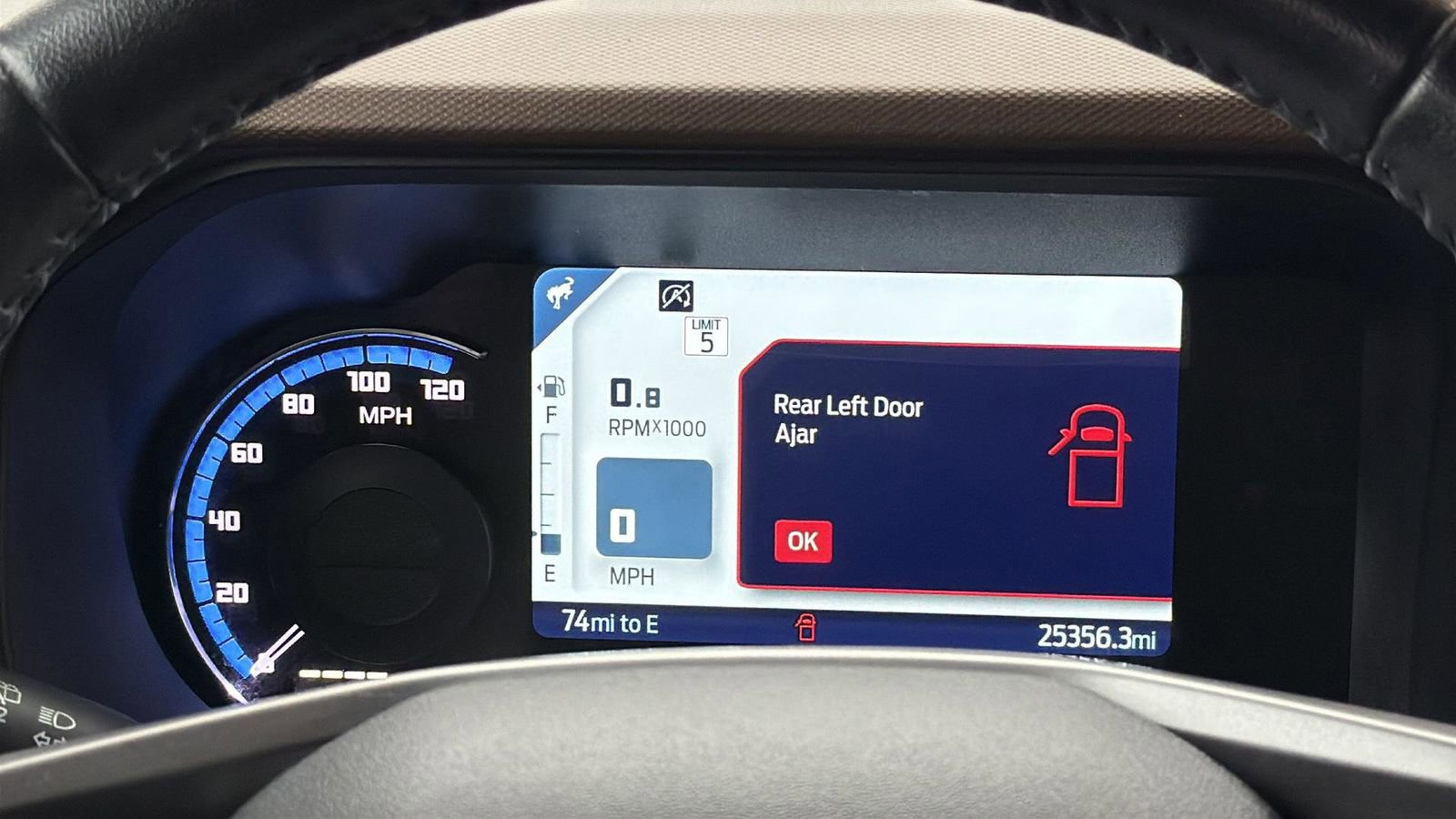 Used 2023 Ford Bronco Outer Banks image 14