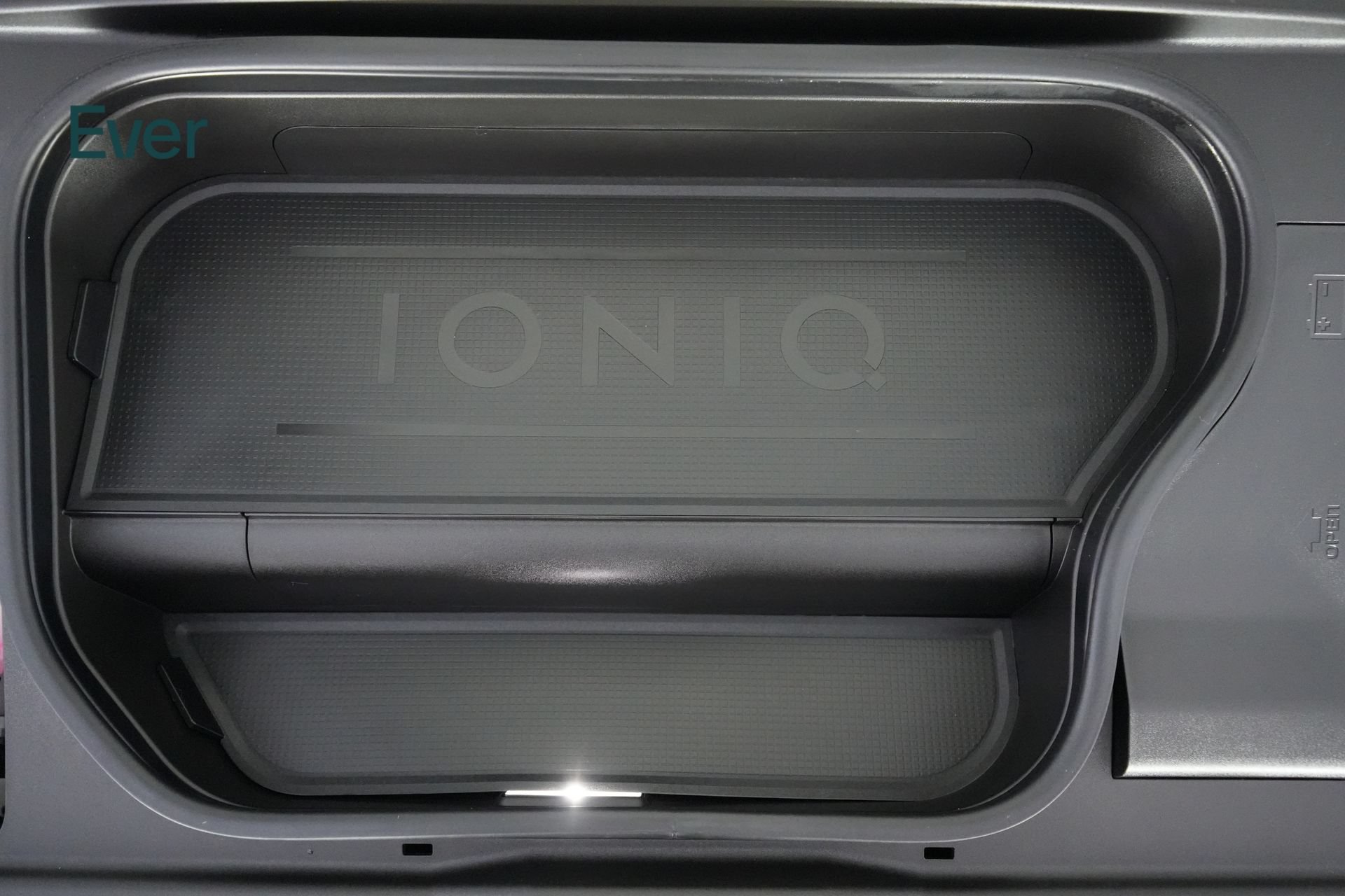 Used 2024 Hyundai Ioniq 6 Limited RWD image 25