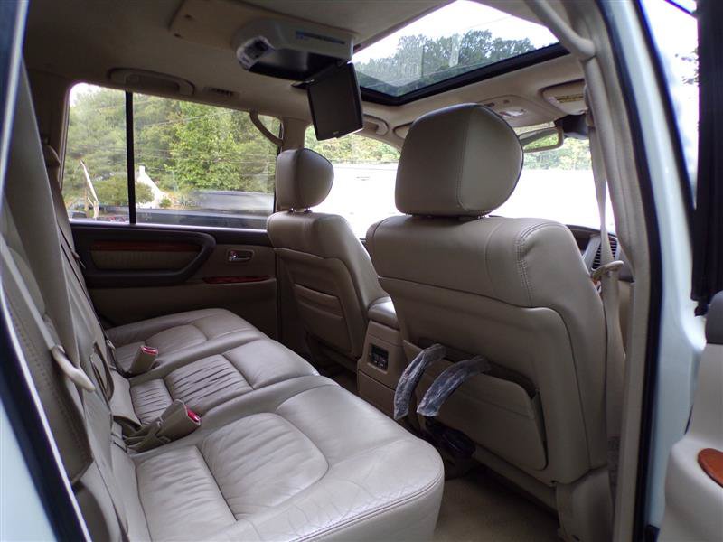 Used 2003 Lexus LX 470 4WD image 24