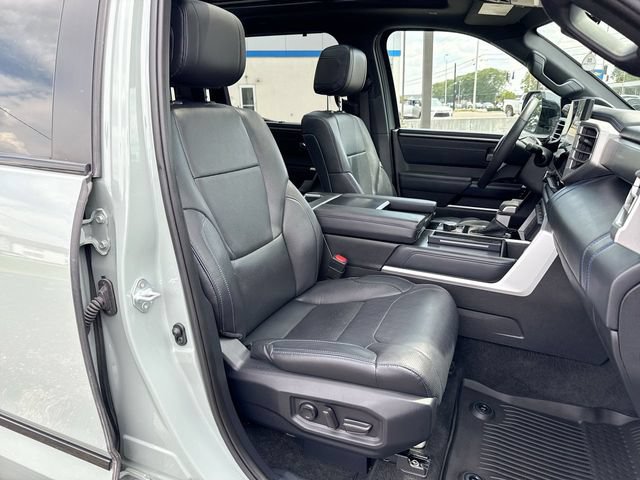 Used 2024 Toyota Tundra Platinum AWD/4WD image 25