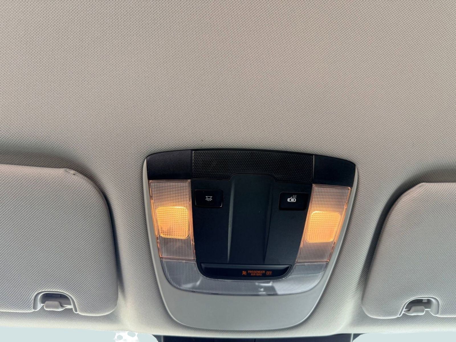 Used 2021 Kia Sorento LX image 14