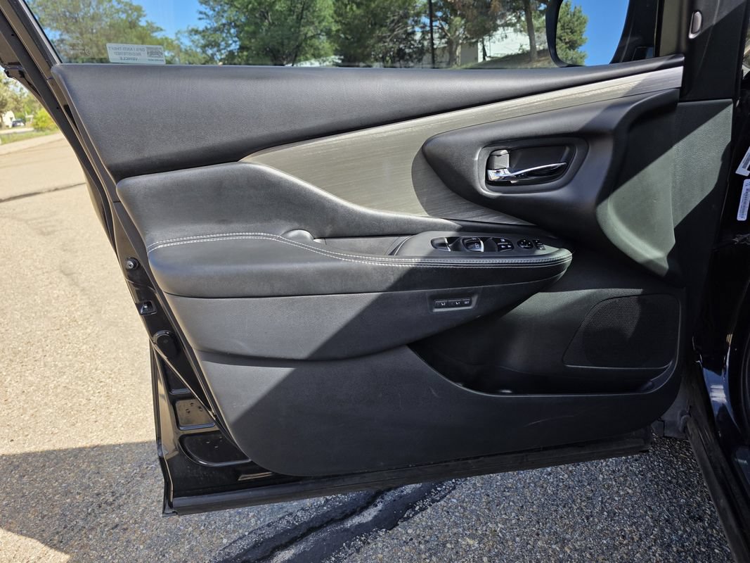 Used 2017 Nissan Murano Platinum w/ Platinum Technology Package AWD/4WD image 13