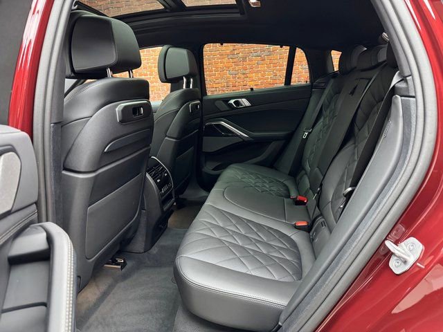 Used 2026 BMW X6 xDrive40i image 23