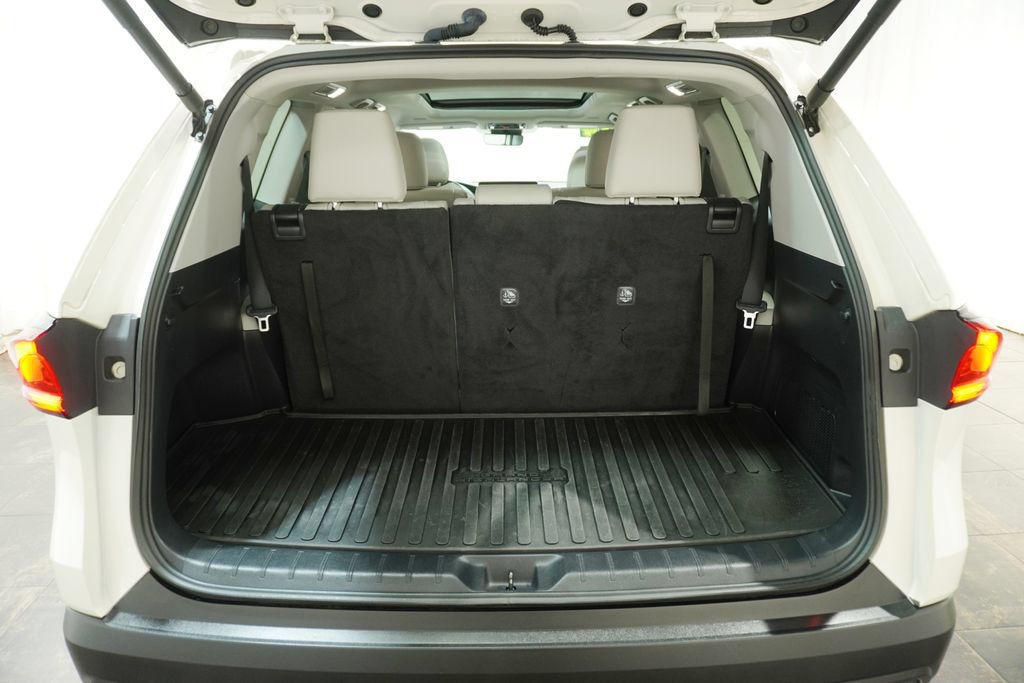 Used 2024 Toyota Grand Highlander AWD image 7