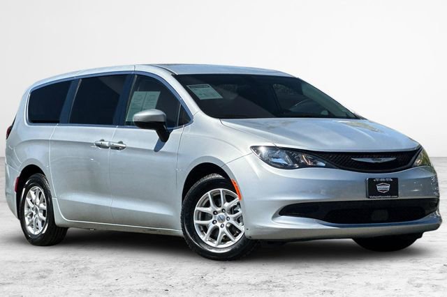 Used 2022 Chrysler Voyager LX