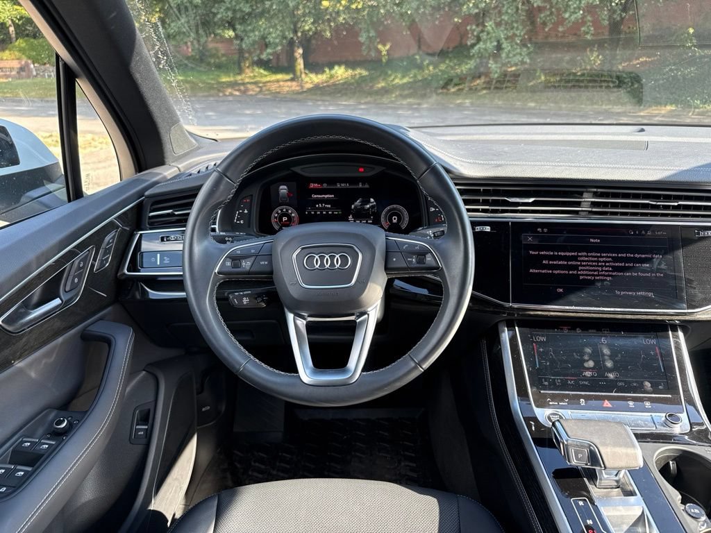 Used 2025 Audi Q7 3.0T Premium Plus w/ Premium Plus Package AWD/4WD image 17