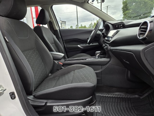 Used 2021 Nissan Kicks SV FWD image 18