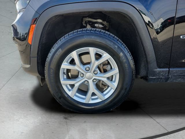 Used 2023 Jeep Grand Cherokee L Limited image 27