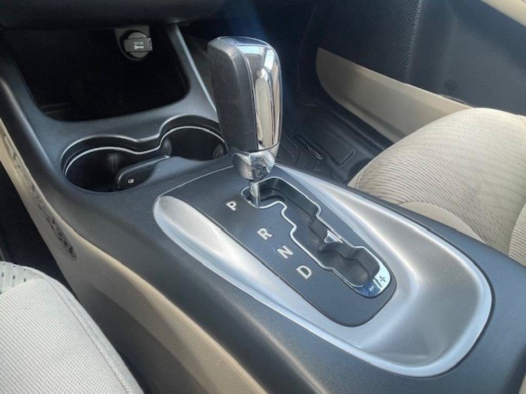 Used 2013 Dodge Journey SE FWD image 6