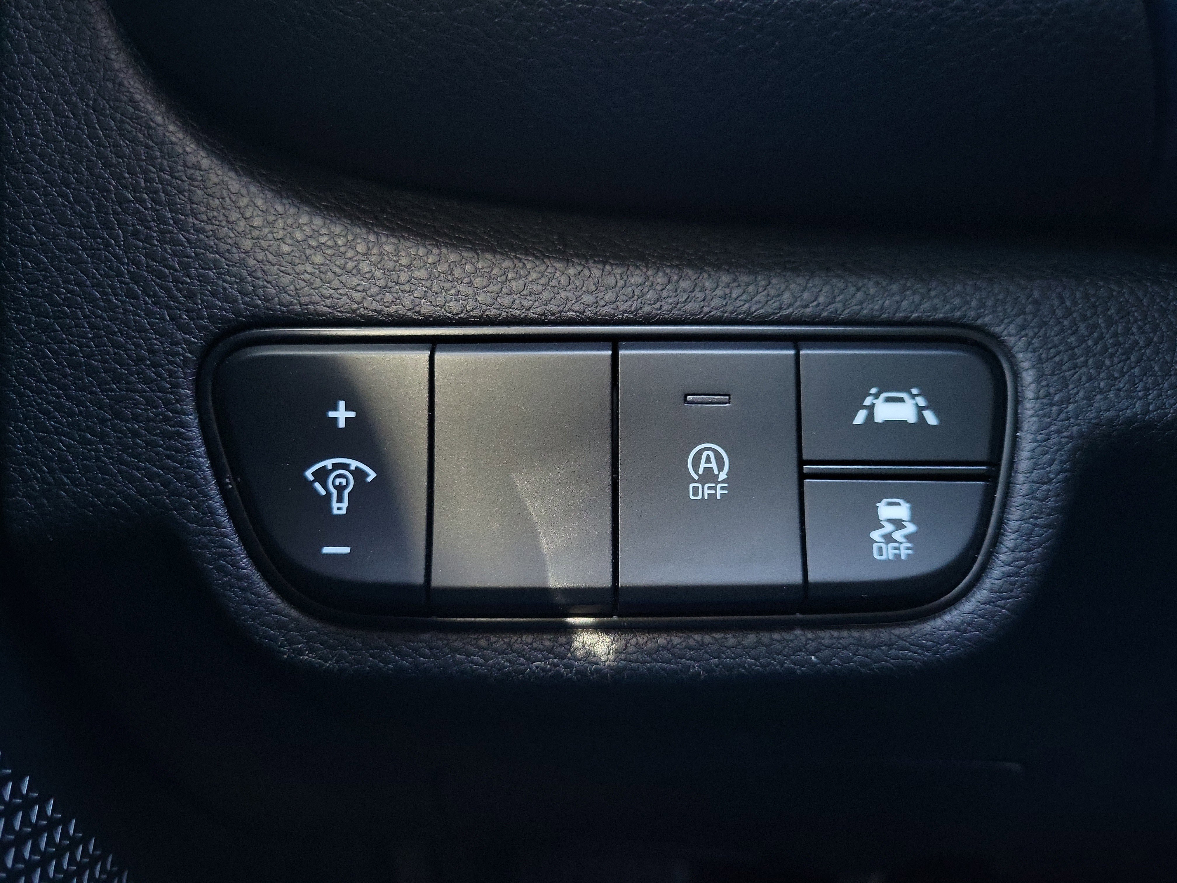 Certified 2023 Kia Seltos S w/ Navigation Package image 27