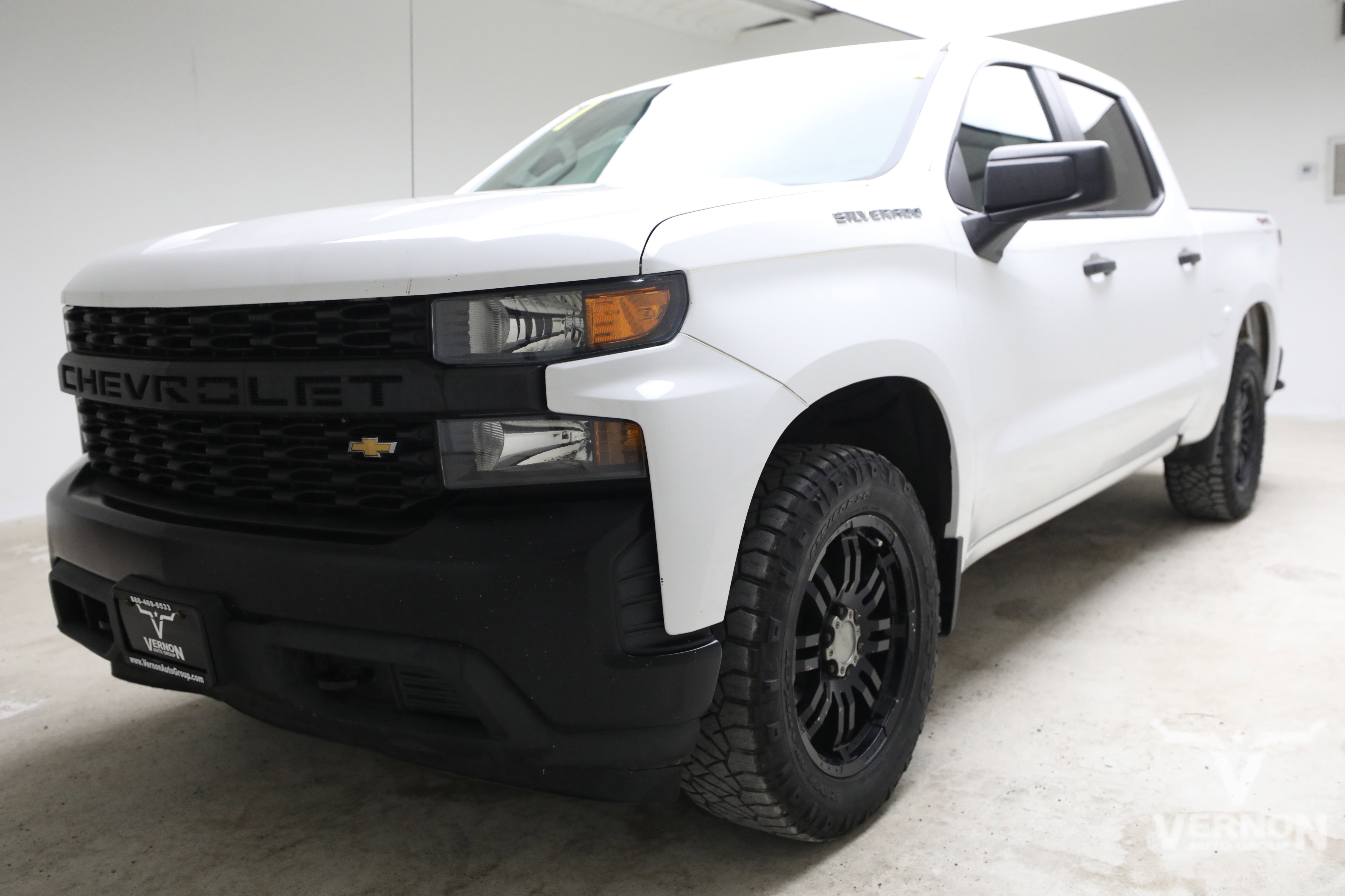 Used 2020 Chevrolet Silverado 1500 W/T w/ WT Value Package AWD/4WD image 1