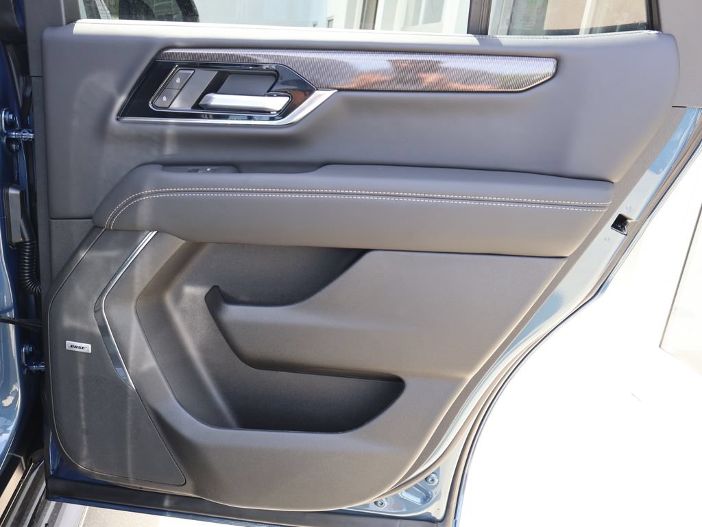 New 2026 GMC Yukon Elevation AWD/4WD image 38