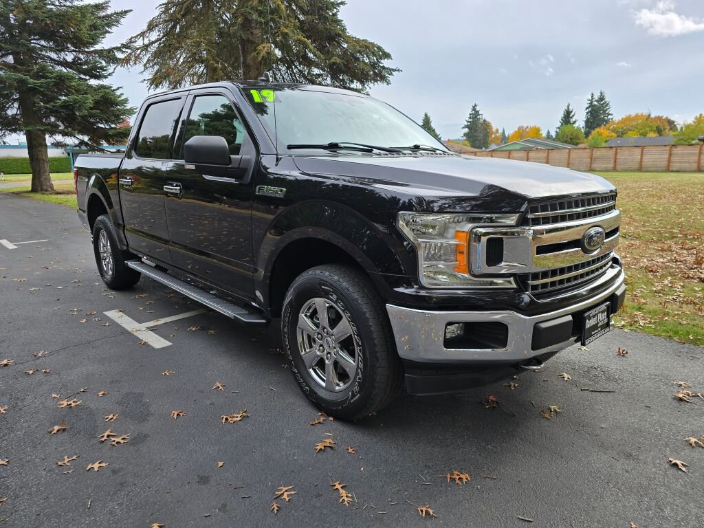 Used 2019 Ford F150 XLT w/ Equipment Group 302A Luxury image 9