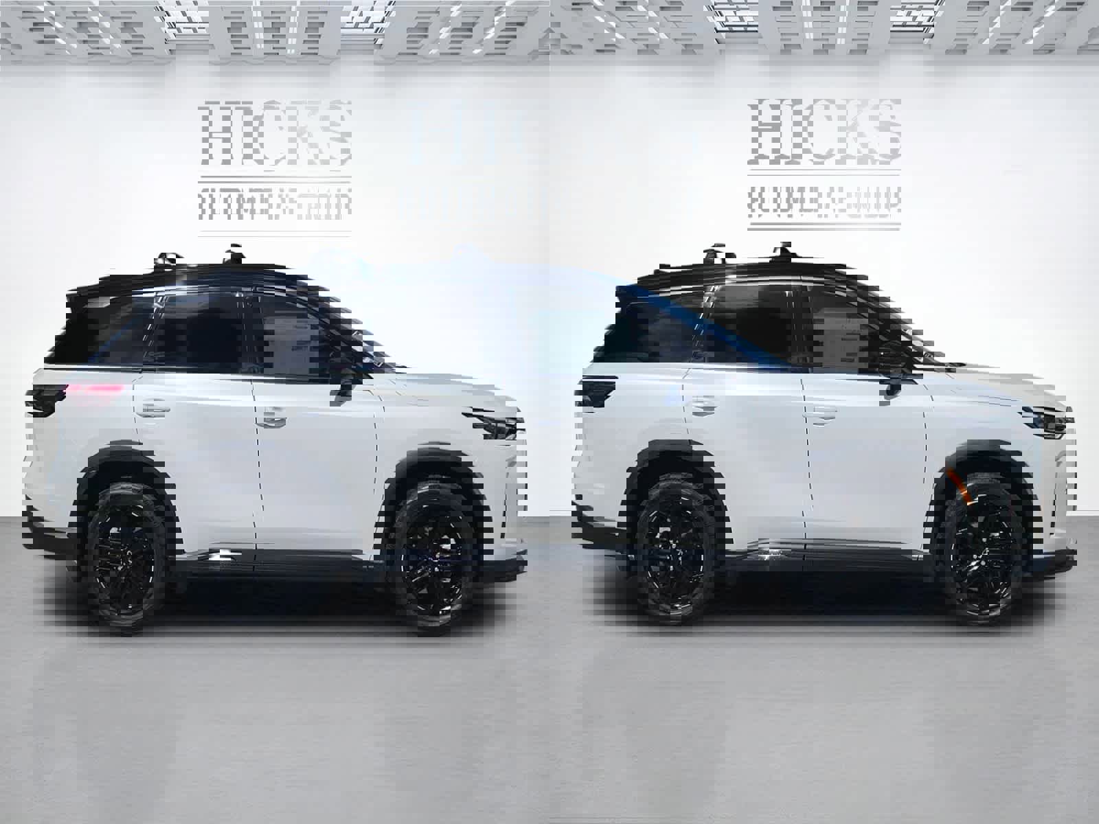 New 2026 INFINITI QX60 Luxe w/ Dark Cargo Package image 4