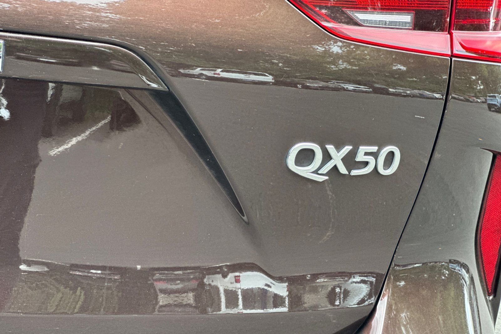 Used 2020 INFINITI QX50 Luxe w/ Navigation Package FWD image 35