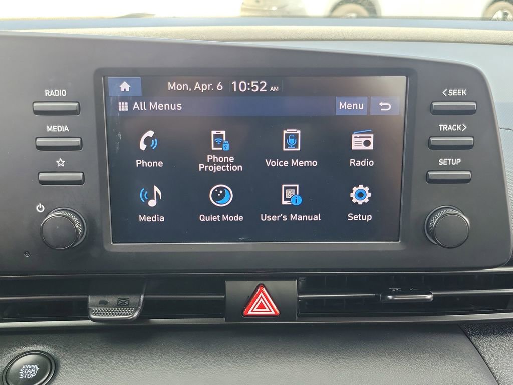 Used 2025 Hyundai Elantra Sport image 9