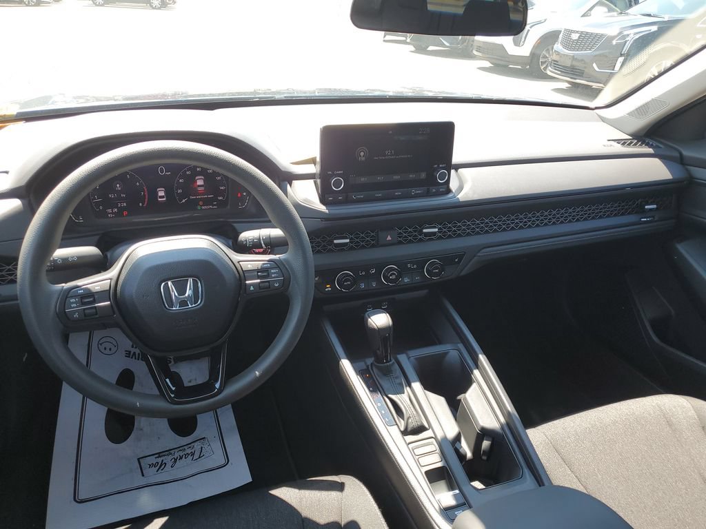 Used 2025 Honda Accord SE image 23
