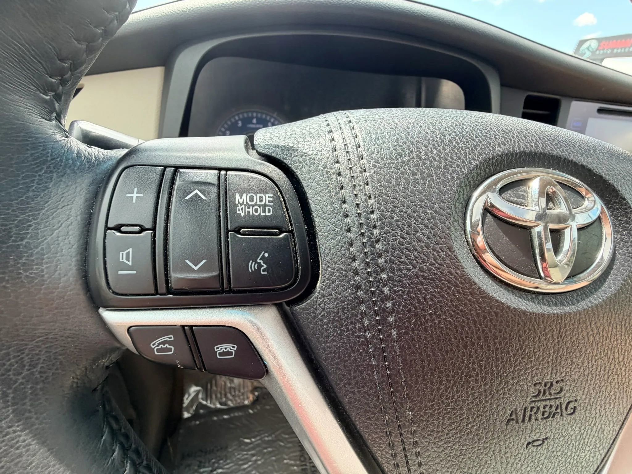 Used 2016 Toyota Sienna XLE Premium FWD image 13
