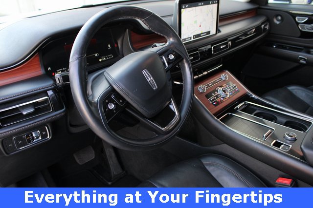 Used 2022 Lincoln Aviator Reserve w/ Equipment Group 201A image 2