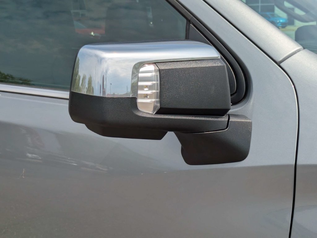 New 2026 Chevrolet Silverado 1500 High Country w/ Technology Package AWD/4WD image 12