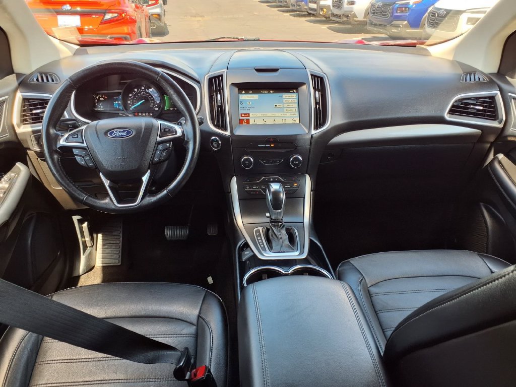 Used 2018 Ford Edge SEL w/ Equipment Group 201A FWD image 2