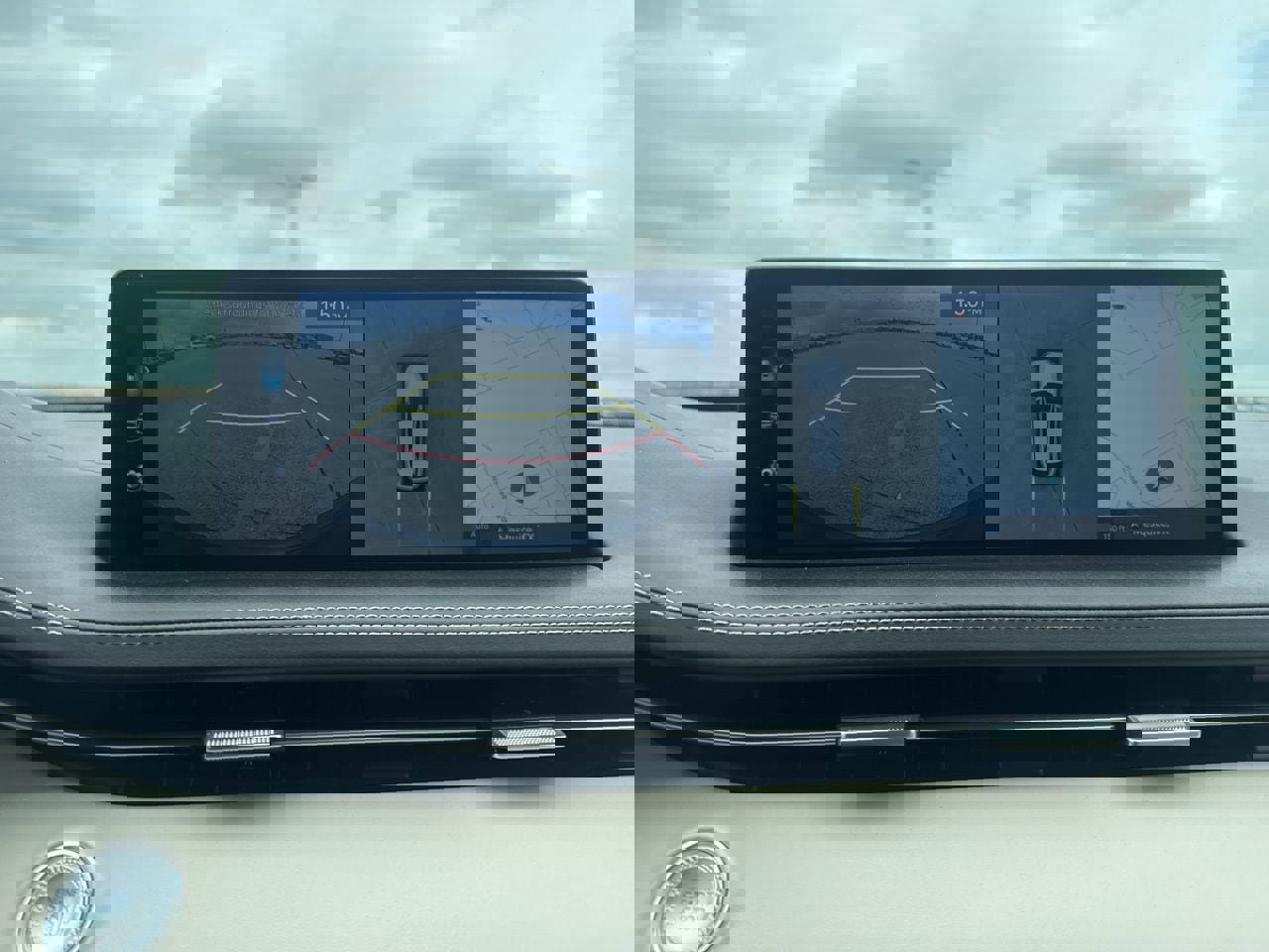 Used 2022 Genesis GV70 3.5T Sport w/ Sport Prestige Package image 41