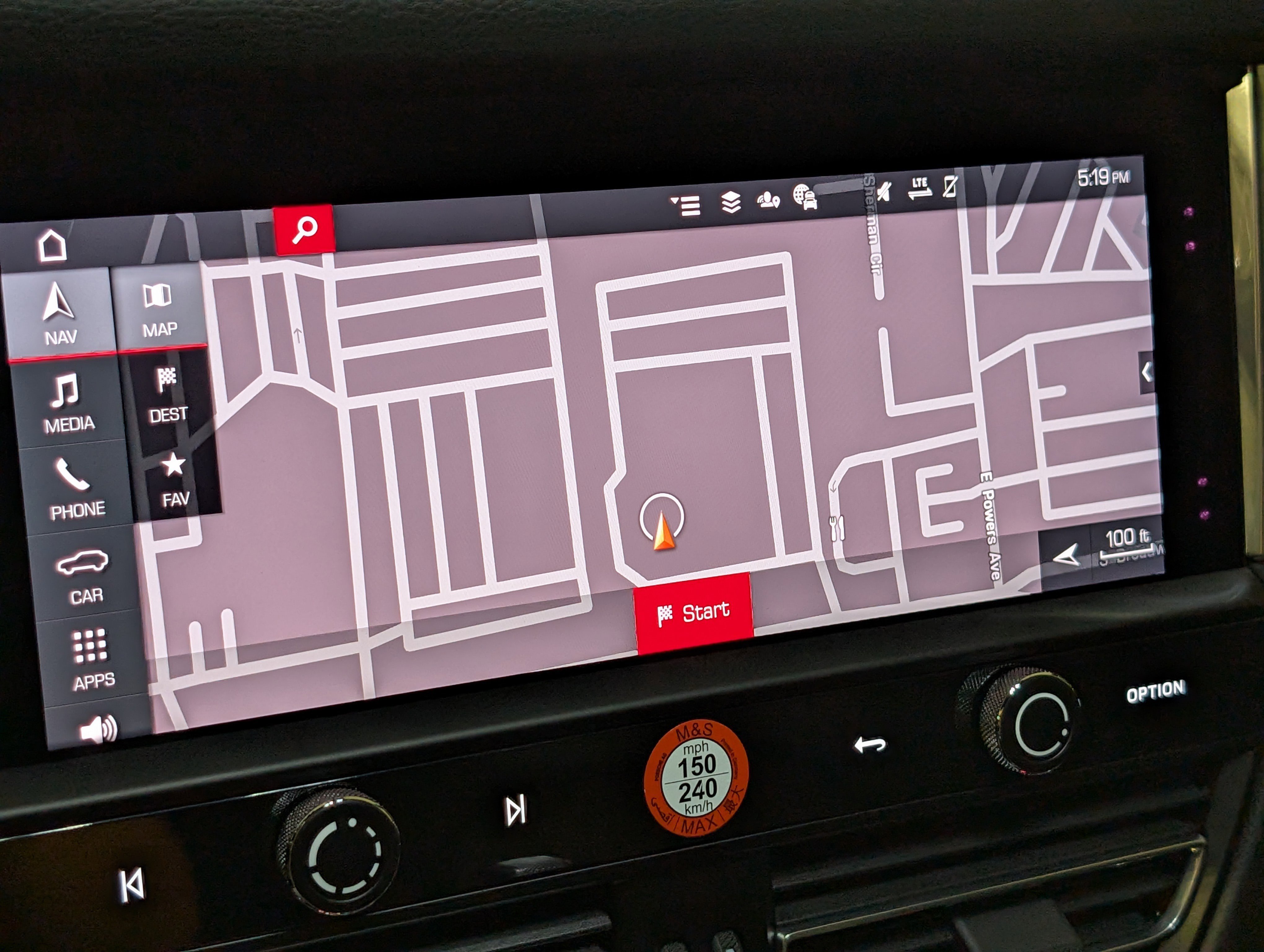 Certified 2025 Porsche Macan image 35