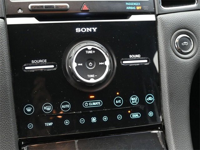 Used 2013 Ford Taurus SHO image 21