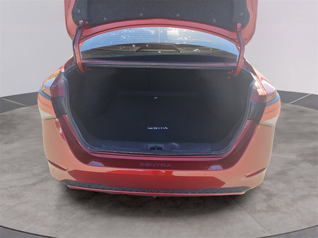 Used 2022 Nissan Sentra SV image 18