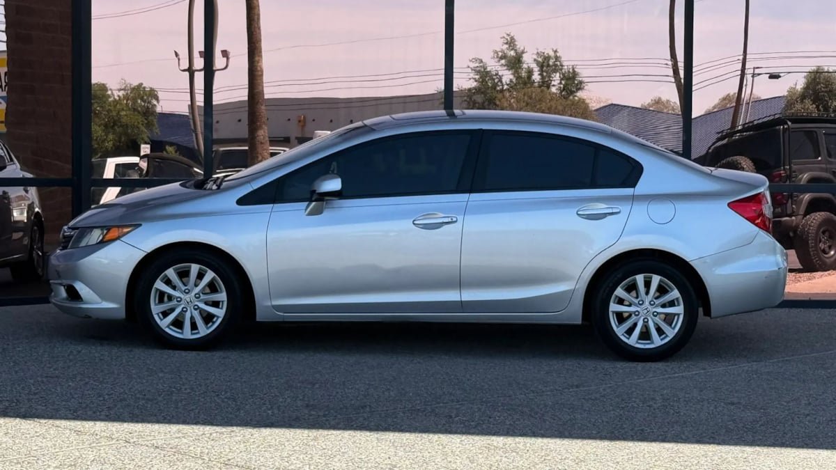 Used 2012 Honda Civic EX image 4