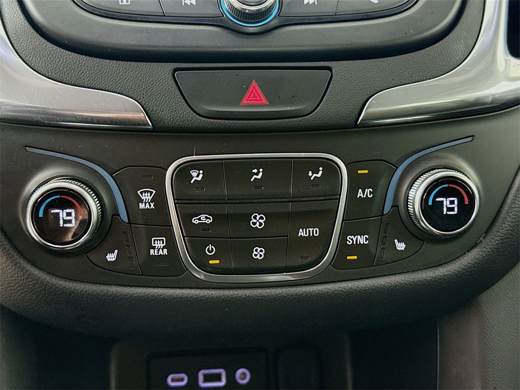 Used 2020 Chevrolet Equinox LT image 16