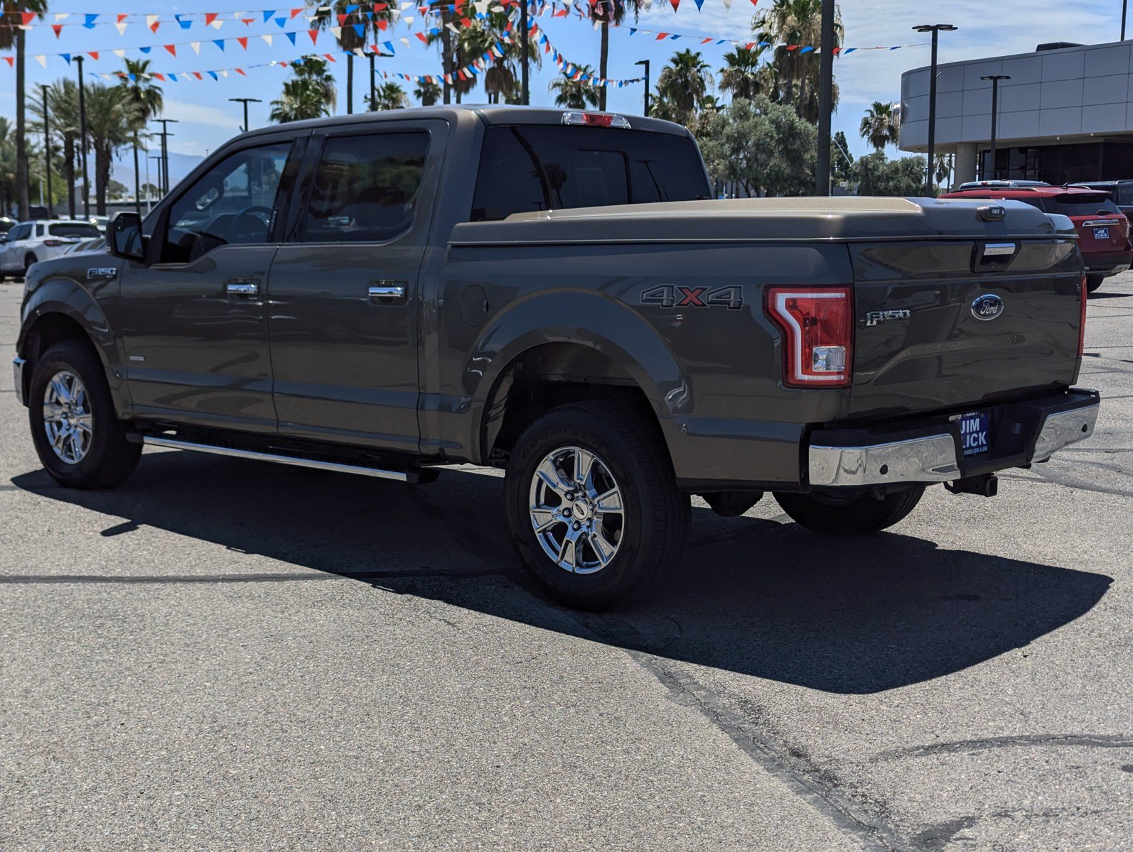 Used 2016 Ford F150 XLT w/ Equipment Group 302A Luxury AWD/4WD image 4
