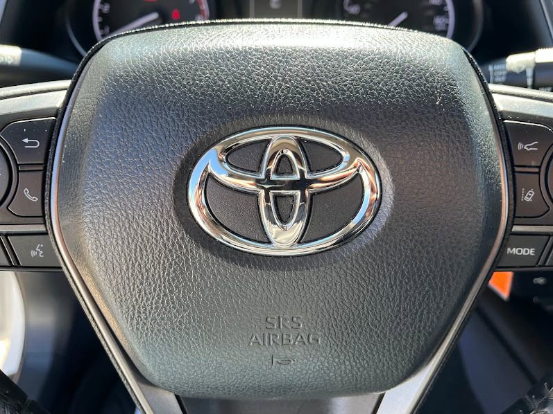 Used 2023 Toyota Camry SE image 15