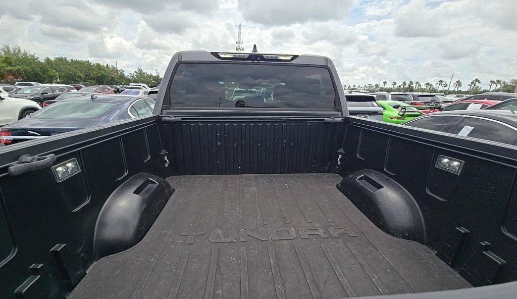 Used 2022 Toyota Tundra Limited AWD/4WD image 13