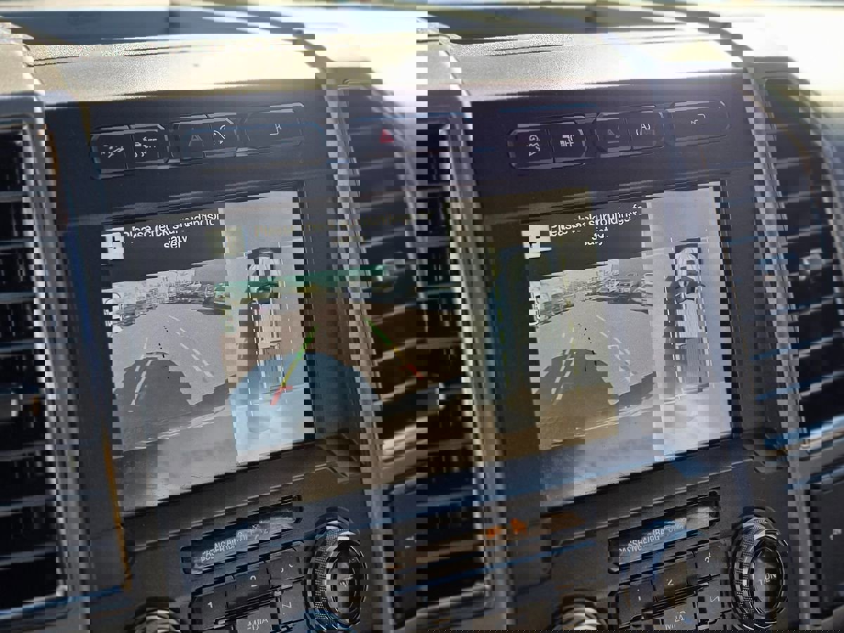 Used 2017 Ford F150 Raptor w/ Equipment Group 802A Luxury image 30