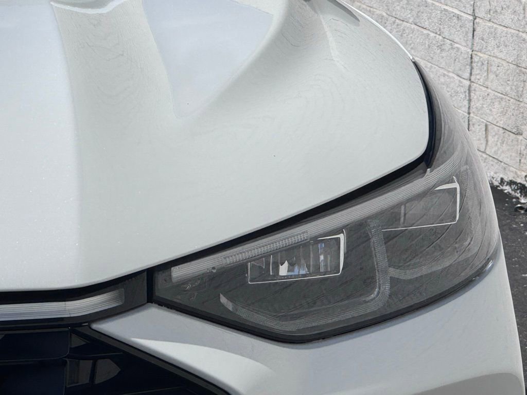 Used 2026 Ford Escape Platinum w/ Premium Technology Package image 5