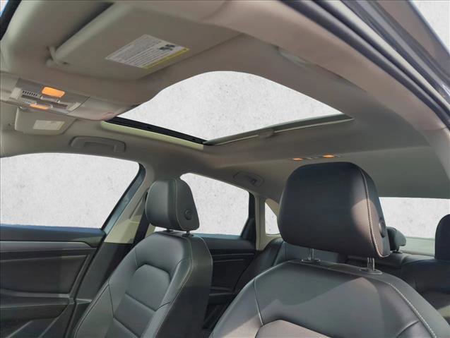 Used 2024 Volkswagen Jetta SE image 21