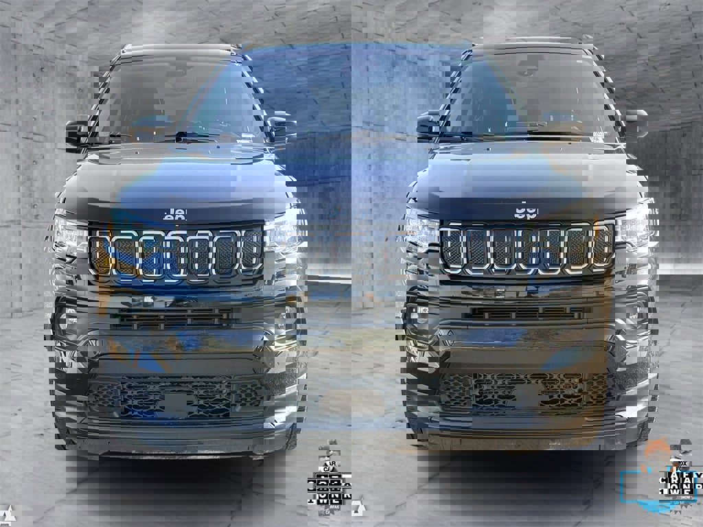 Certified 2022 Jeep Compass Latitude image 5